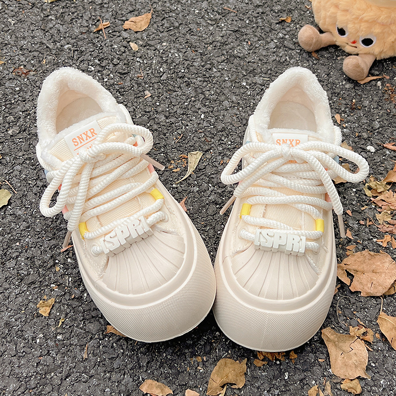 Stylish canvas shoes supplier