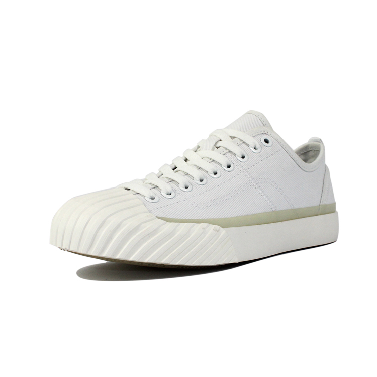 Best white canvas sneakers from professional Roadtekshoes