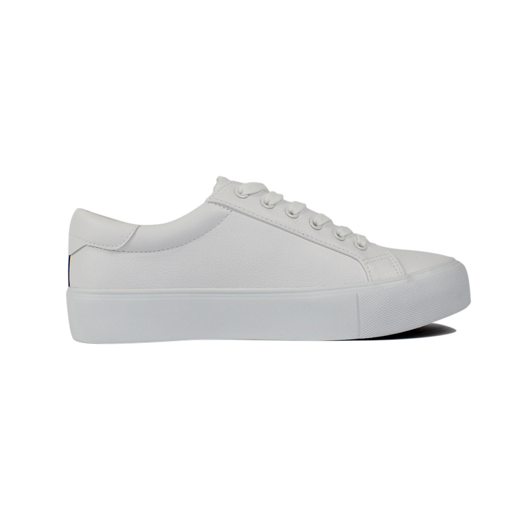 White leather shoes - RoadTek