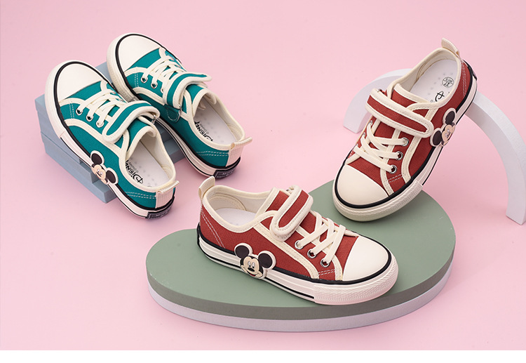 Cartoon canvas shoes