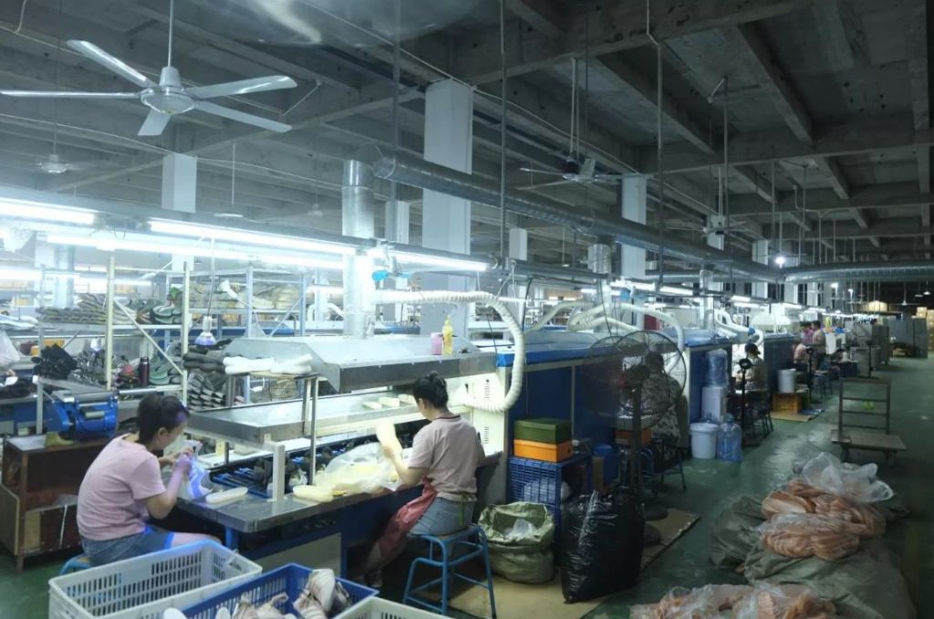 original factory of boy mid canvas shoes