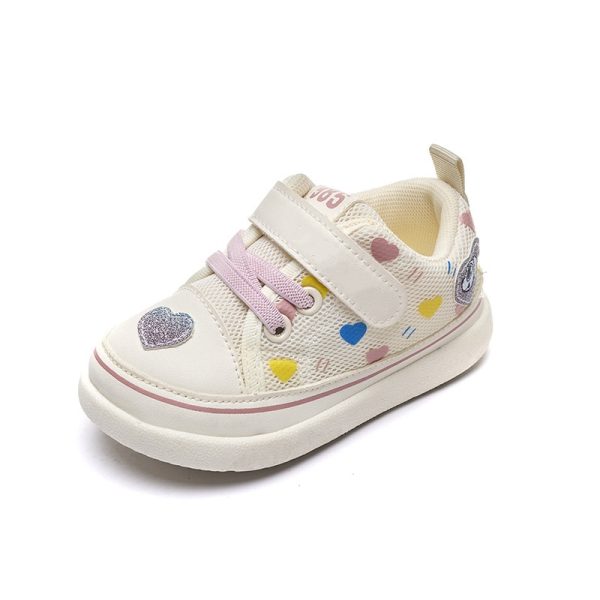 Breathable children's sneakers