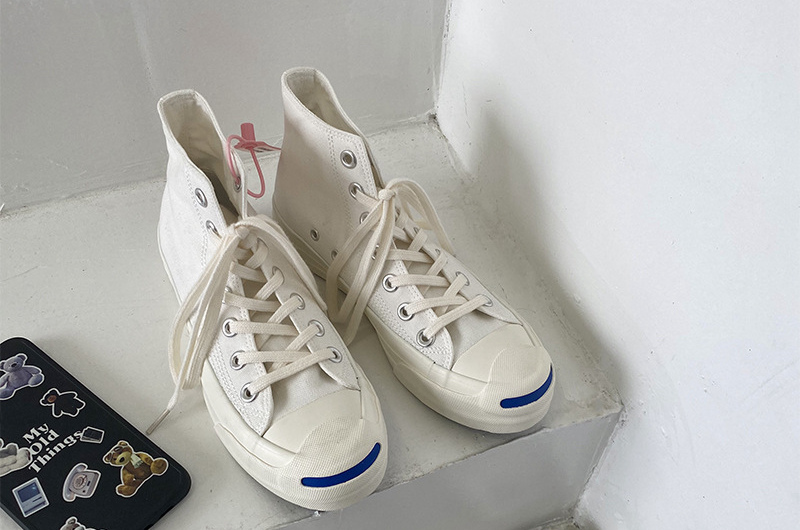 canvas material shoes