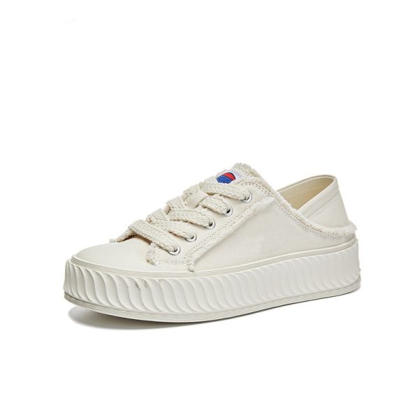 white canvas shoes women