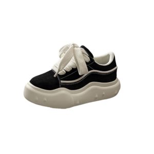 black casual canvas shoes