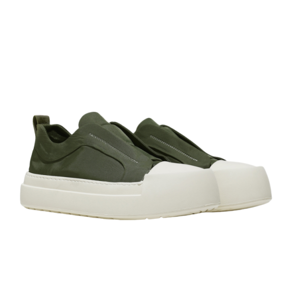 Business casual sneakers factory