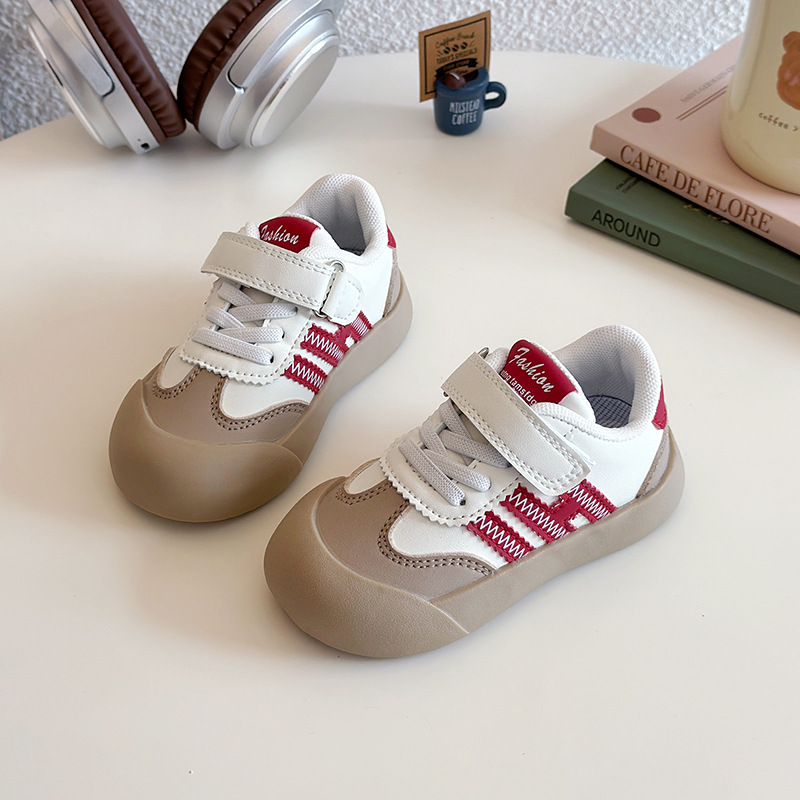 Childrens black trainers factory