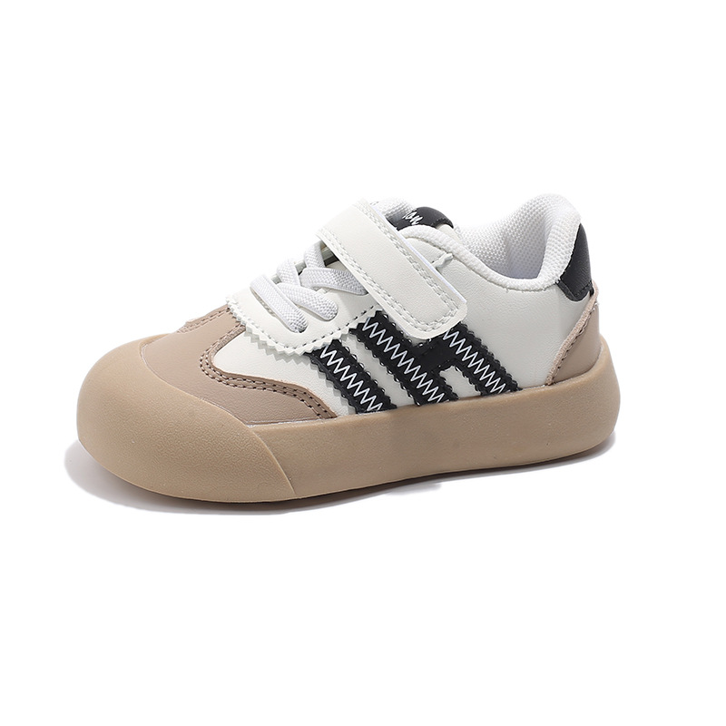 childrens black trainers