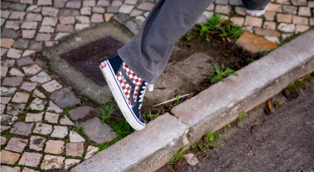 canvas shoes factory